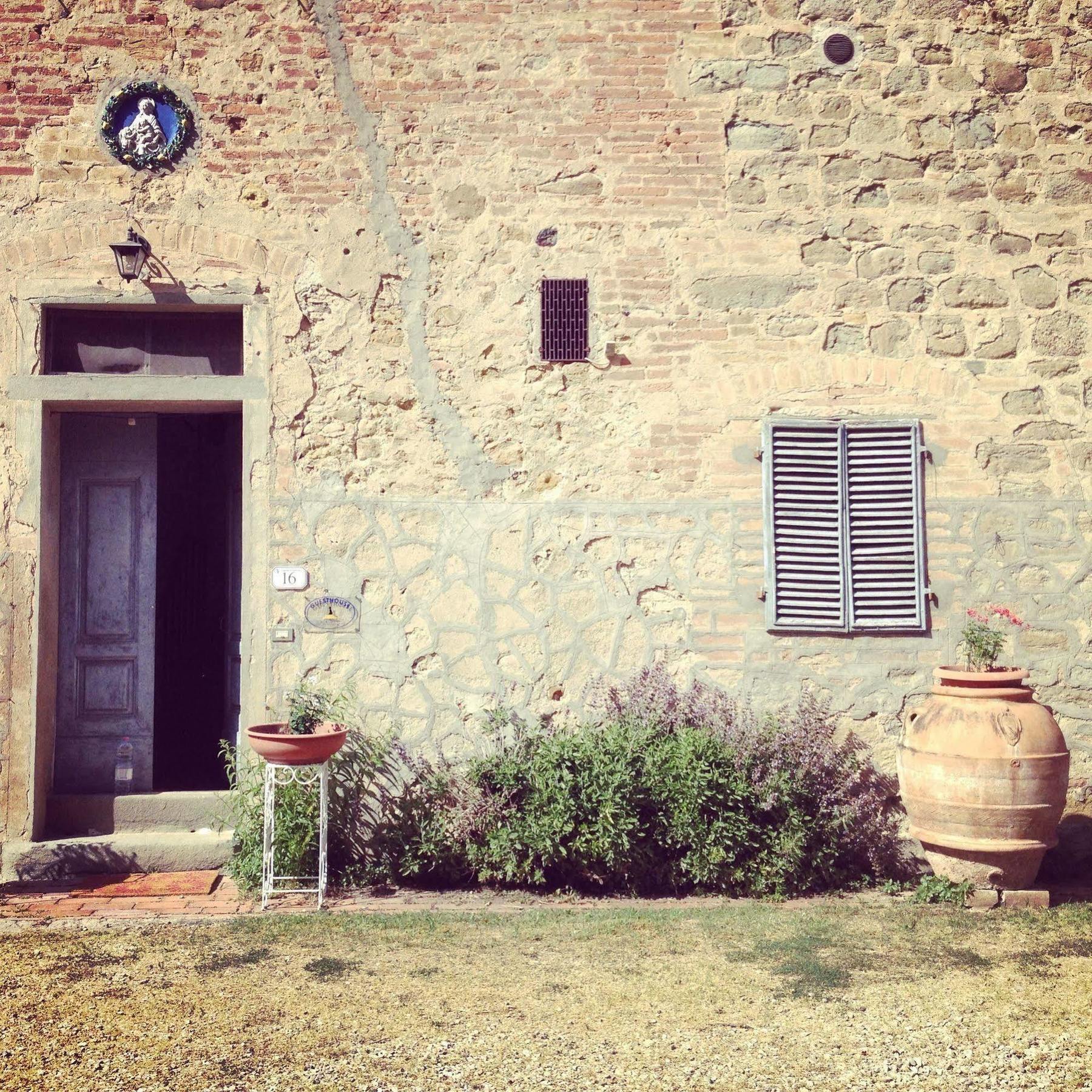 Bassetto Guesthouse & Apartments Certaldo Exterior photo